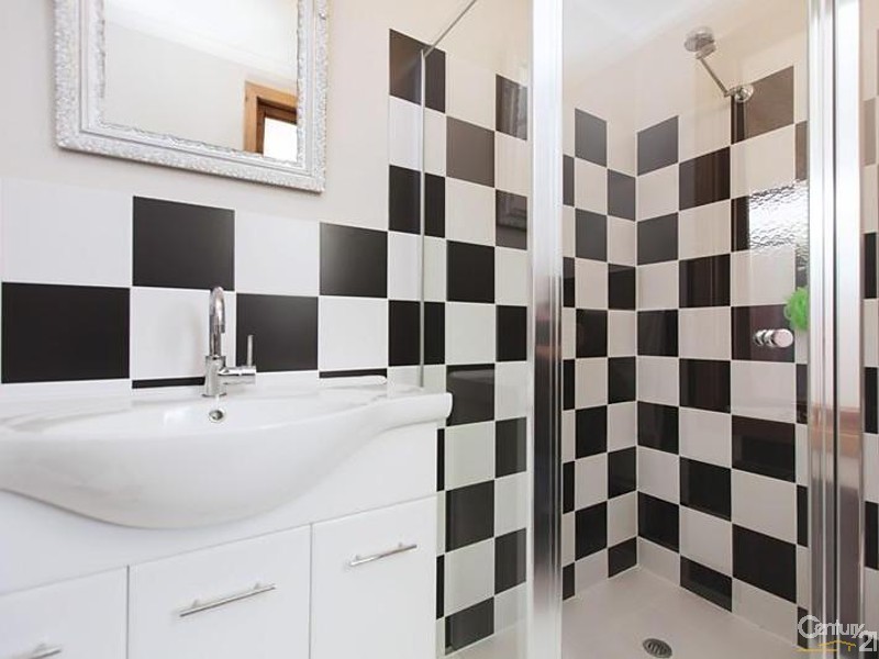 11 Old Beach Road, Brighton SA 5048