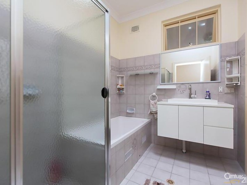 11 Old Beach Road, Brighton SA 5048