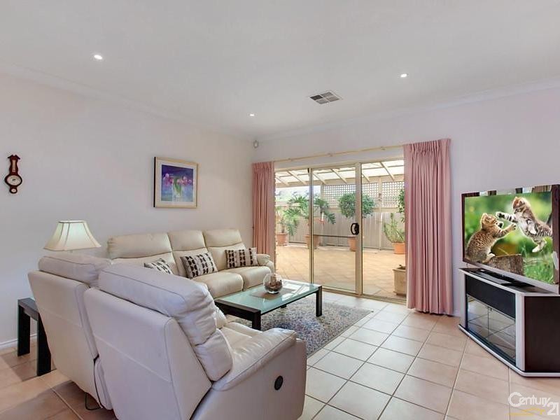 4 Murnada Street, Hallett Cove SA 5158