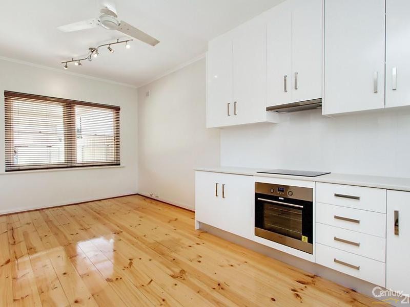 9 Inverell Avenue, North Plympton SA 5037