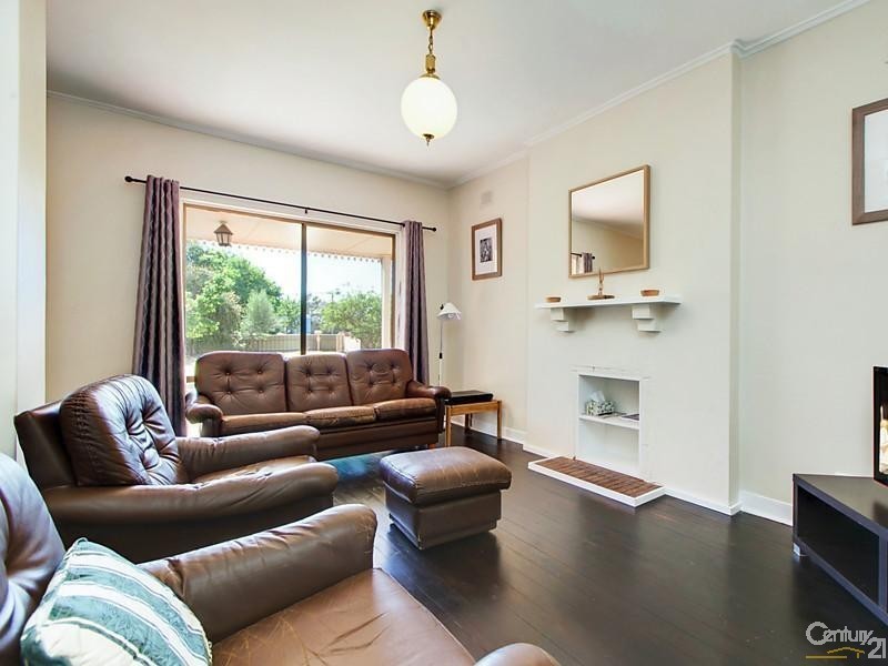 2 Macarthur Avenue, Hove SA 5048