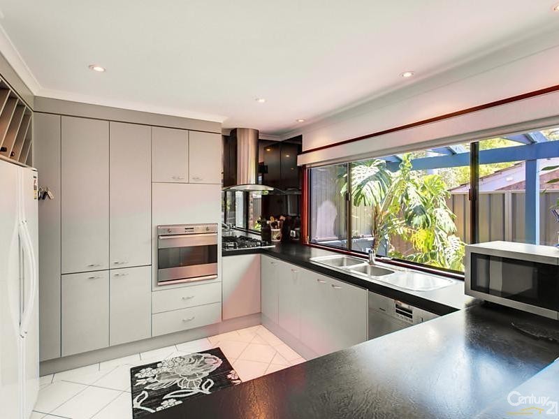 59 Monaco Circuit, Aberfoyle Park SA 5159