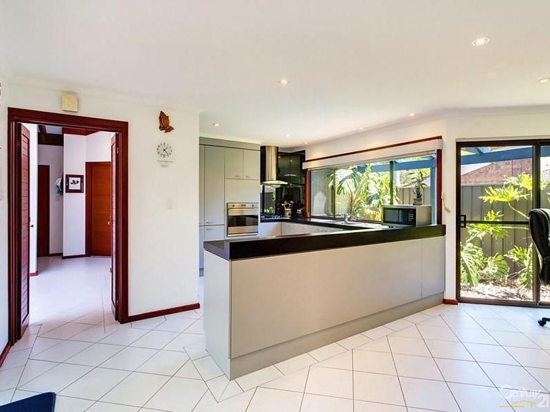 59 Monaco Circuit, Aberfoyle Park SA 5159