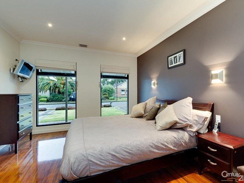 24 McLaughlan Avenue, Warradale SA 5046