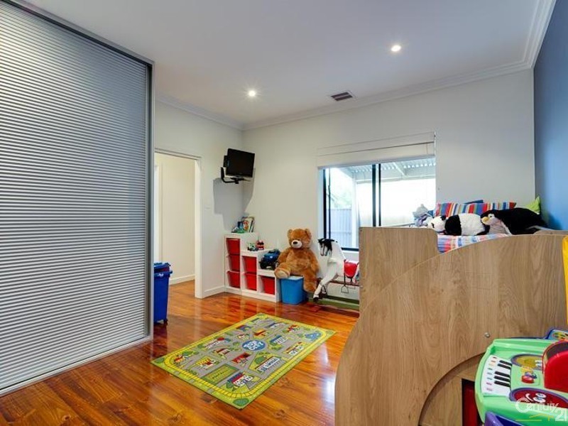 24 McLaughlan Avenue, Warradale SA 5046