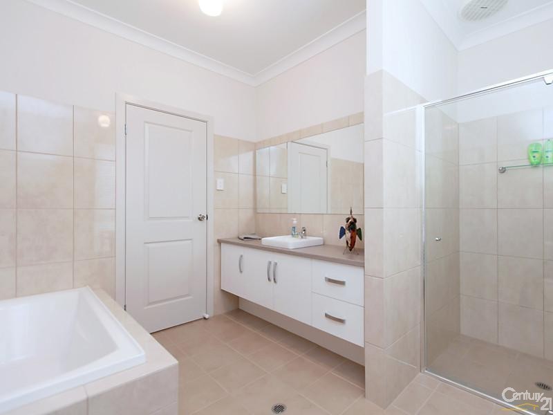 31 Stradbroke Avenue, Plympton Park SA 5038