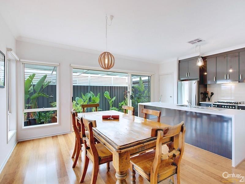 31 Stradbroke Avenue, Plympton Park SA 5038