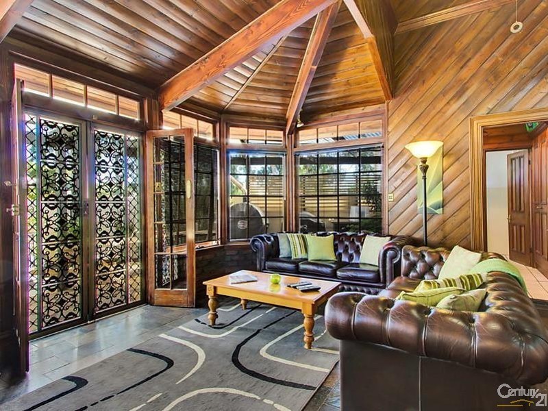 2 East Avenue, Black Forest SA 5035