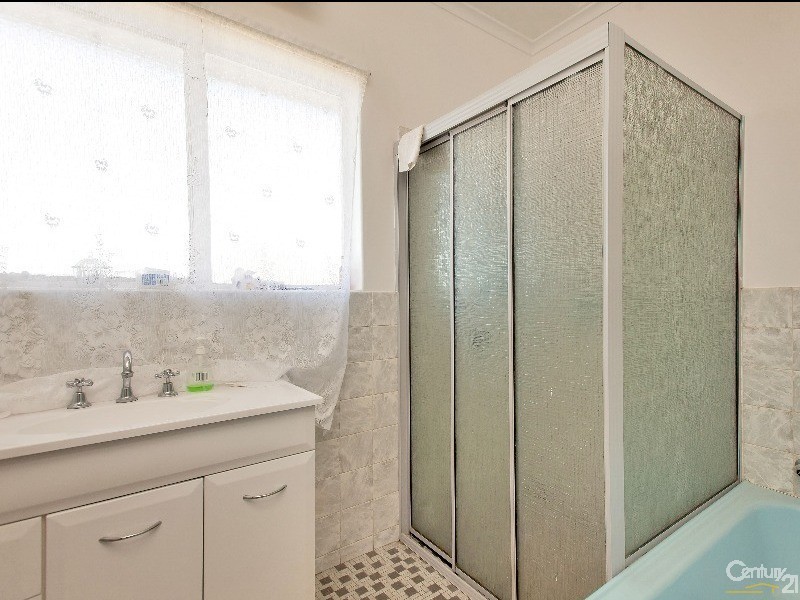 28 Carolyn Avenue, Morphett Vale SA 5162