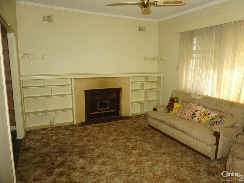 31 Australian Avenue, Clovelly Park SA 5042