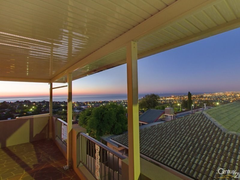 3 Wookata Crescent, Seaview Downs SA 5049