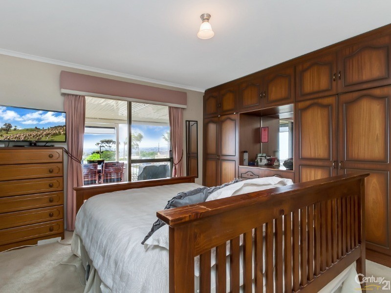 3 Wookata Crescent, Seaview Downs SA 5049