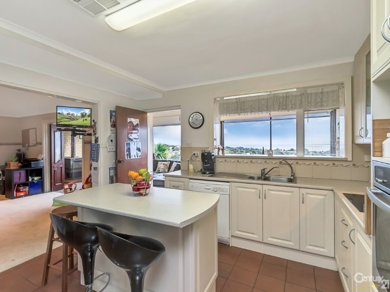 3 Wookata Crescent, Seaview Downs SA 5049