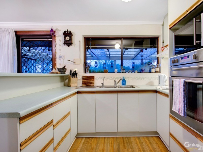 11 Leitch Avenue, Port Noarlunga SA 5167