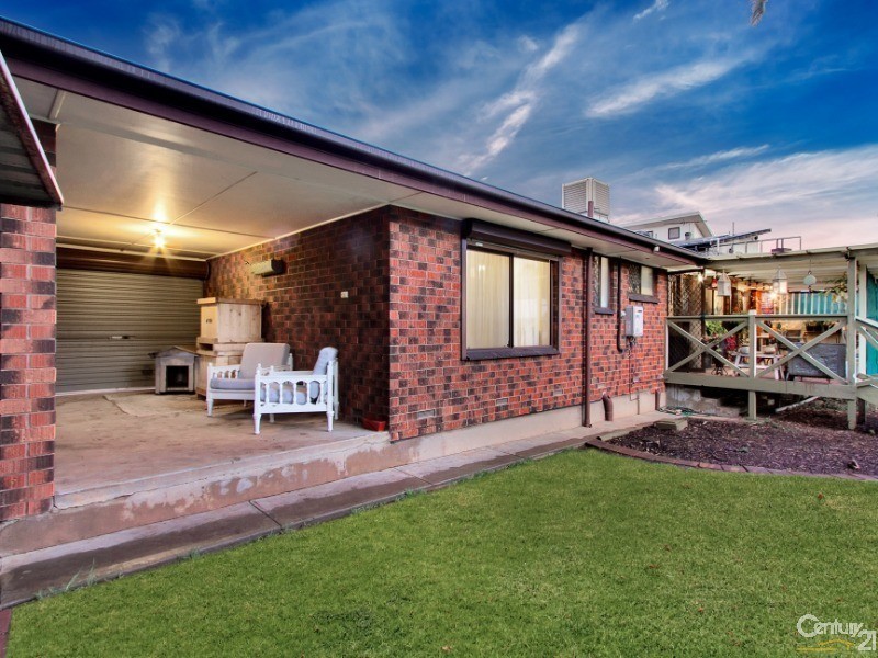 11 Leitch Avenue, Port Noarlunga SA 5167