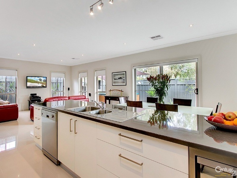 20A Renown Avenue, Clovelly Park SA 5042