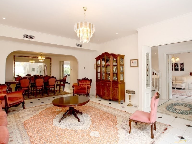 6 Gamma Crescent, Panorama SA 5041