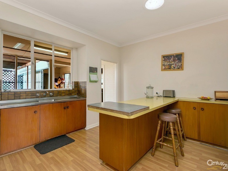 27 Ophir Crescent, Seacliff Park SA 5049