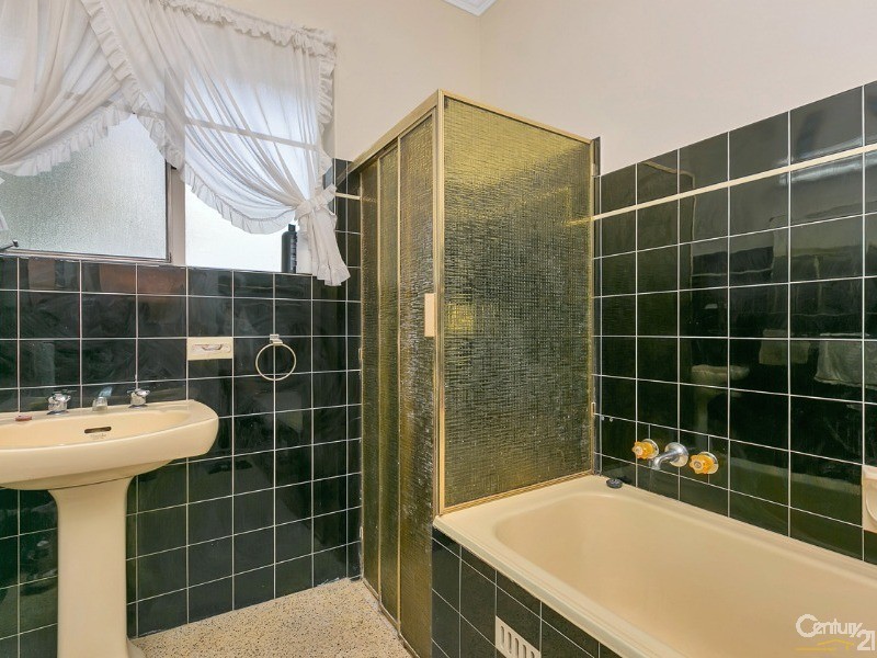 27 Ophir Crescent, Seacliff Park SA 5049