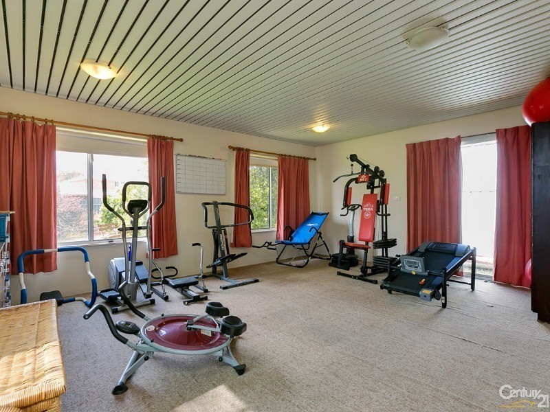 27 Ophir Crescent, Seacliff Park SA 5049