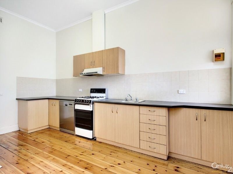 5/13 St Johns Row, Glenelg SA 5045