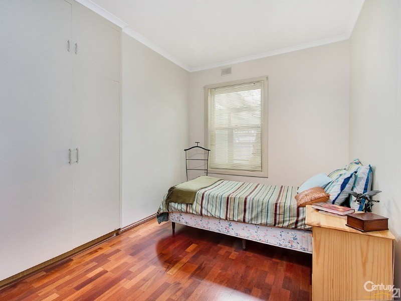 15 Moreland Avenue, Mitchell Park SA 5043