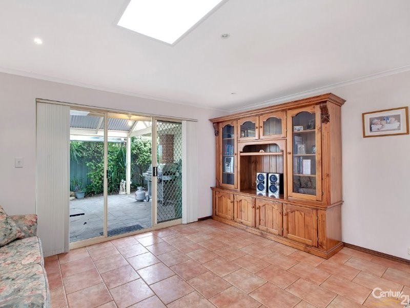 15 Cranbourne Drive, O’halloran Hill SA 5158