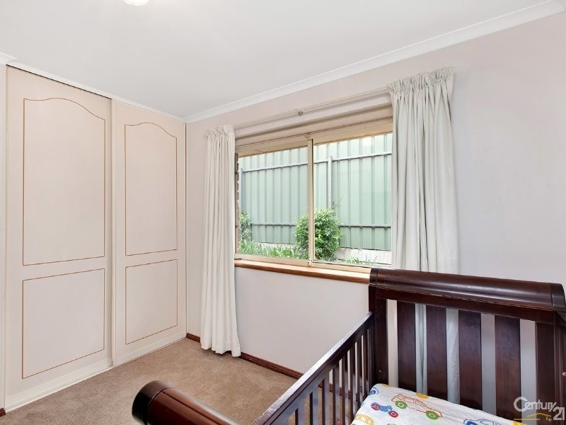 15 Cranbourne Drive, O’halloran Hill SA 5158