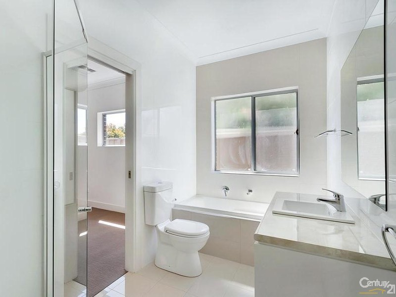 4b Seaforth Ave, Dover Gardens SA 5048