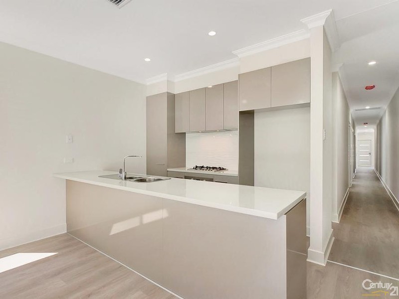 4b Seaforth Ave, Dover Gardens SA 5048