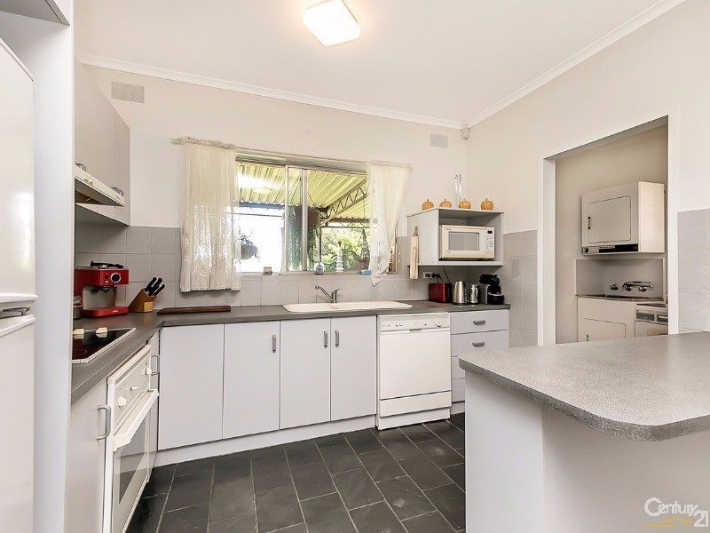 5 Yalpa Road, Marino SA 5049