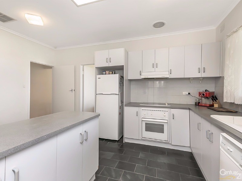 5 Yalpa Road, Marino SA 5049