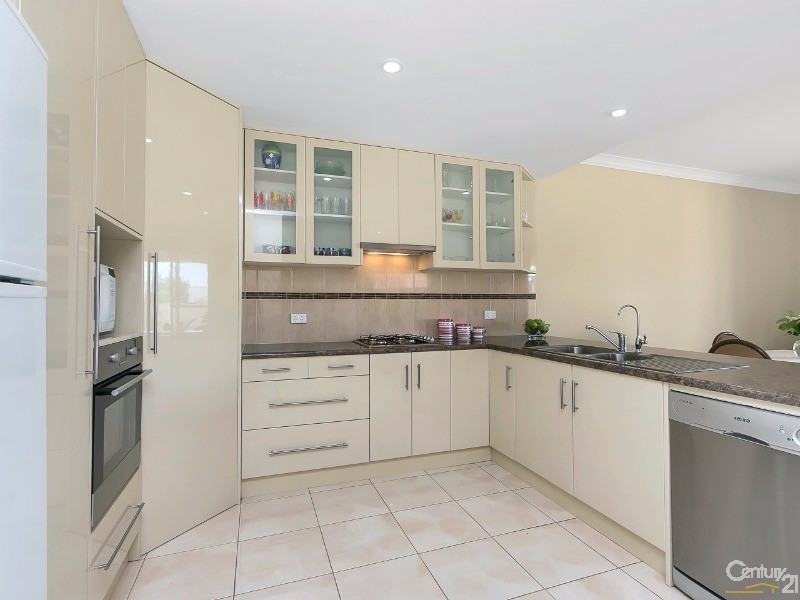 9A Sutton Avenue, Seacombe Gardens SA 5047