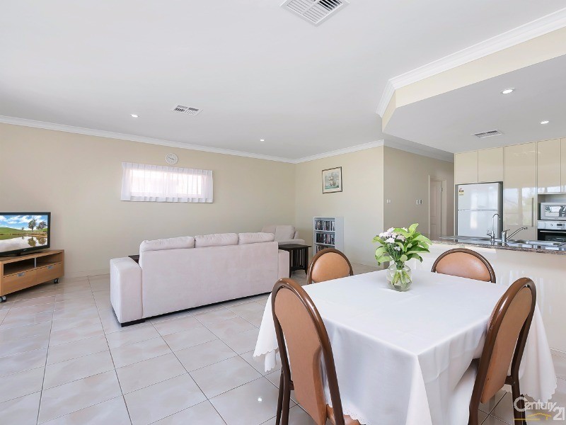 9A Sutton Avenue, Seacombe Gardens SA 5047