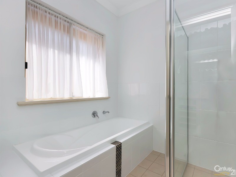 9A Sutton Avenue, Seacombe Gardens SA 5047