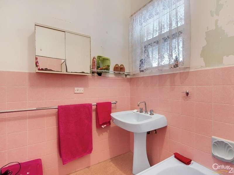 194 Seacombe Road, Seaview Downs SA 5049