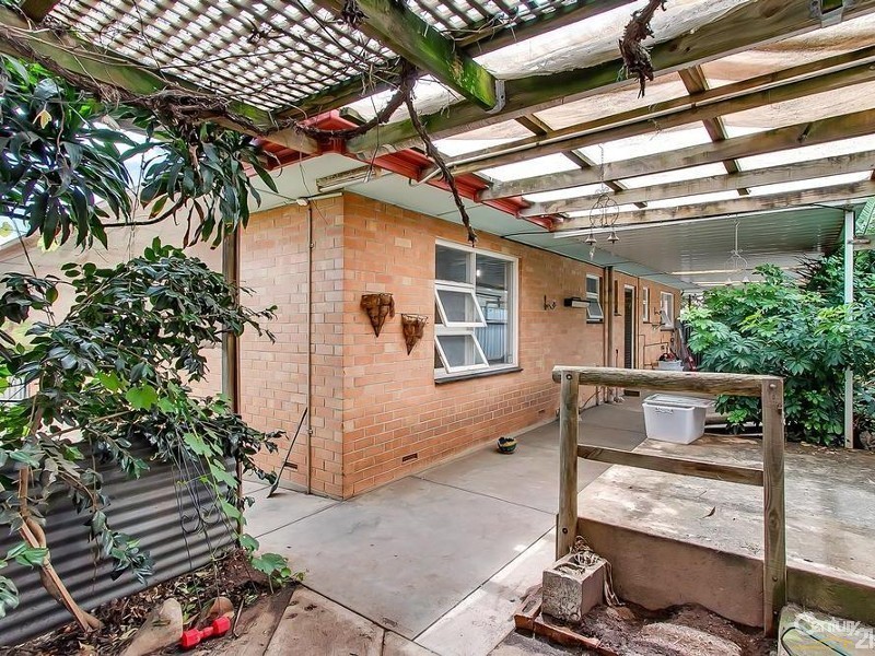 194 Seacombe Road, Seaview Downs SA 5049