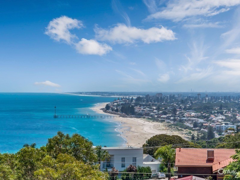 1  Yalpa Road, Marino SA 5049