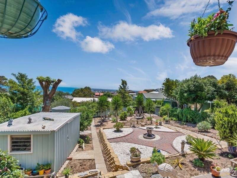 1  Yalpa Road, Marino SA 5049