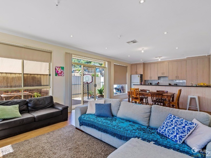 17 Manos Court, Seacliff Park SA 5049