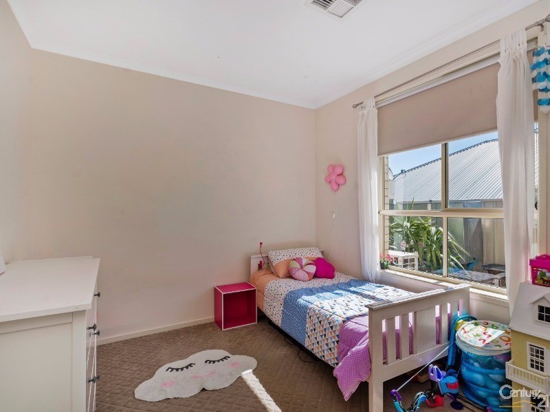 17 Manos Court, Seacliff Park SA 5049