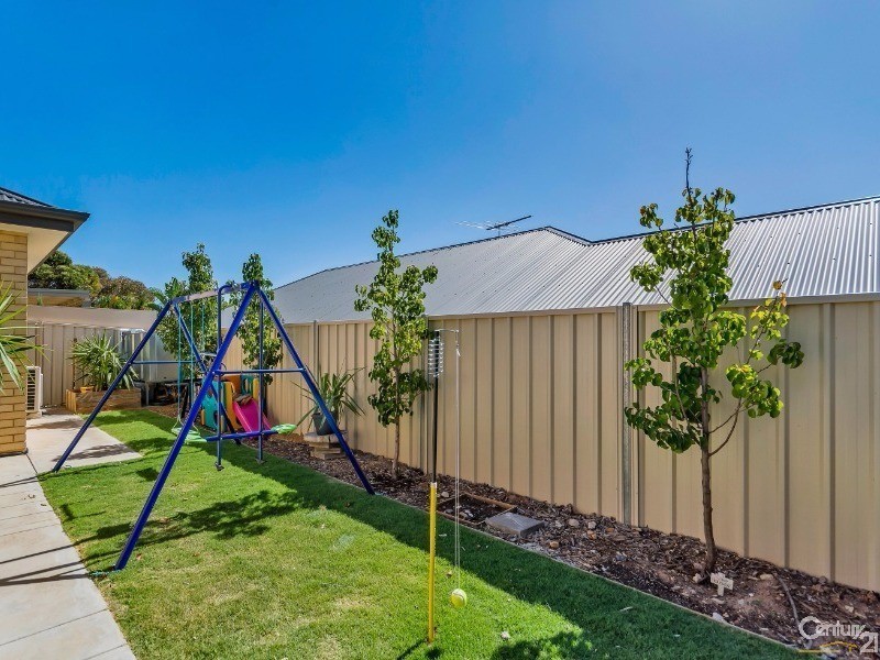 17 Manos Court, Seacliff Park SA 5049