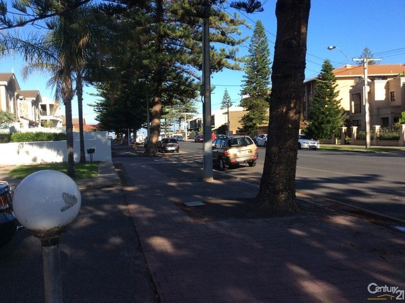 1/14 Broadway, Glenelg South SA 5045