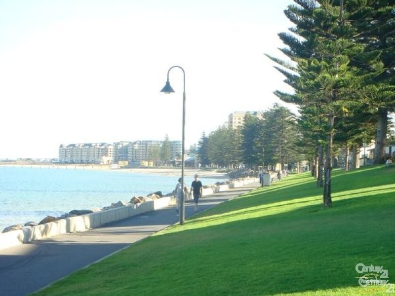 1/14 Broadway, Glenelg South SA 5045