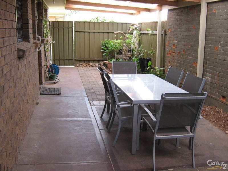 2/7 Hartley Rd, Brighton SA 5048