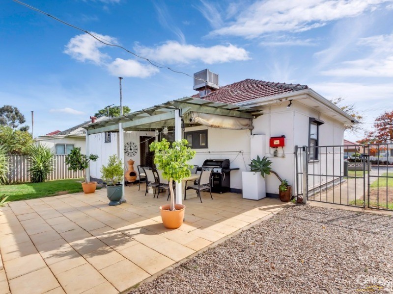 24 Walsh Avenue, St Marys SA 5042