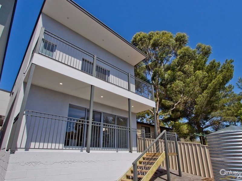 8C Flagstaff Road, Darlington SA 5047
