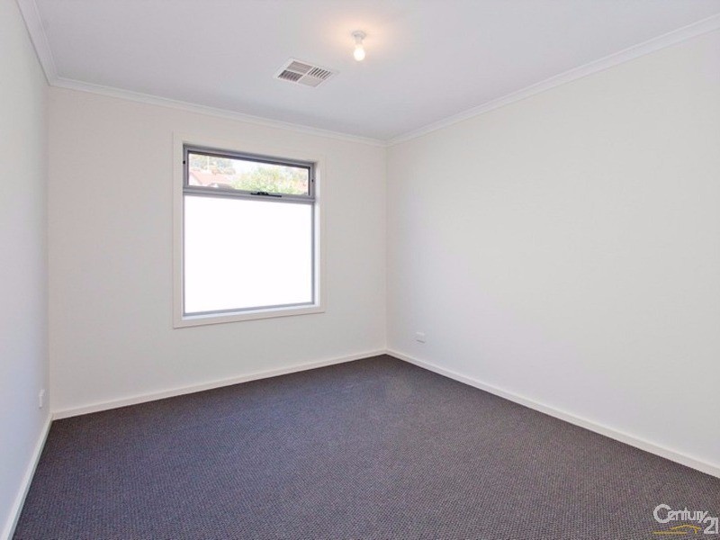 8C Flagstaff Road, Darlington SA 5047