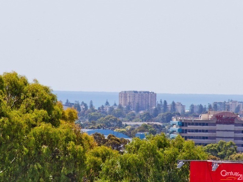 8C Flagstaff Road, Darlington SA 5047