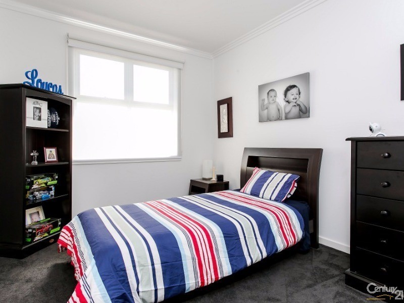 7 McLachlan Avenue, Glenelg North SA 5045